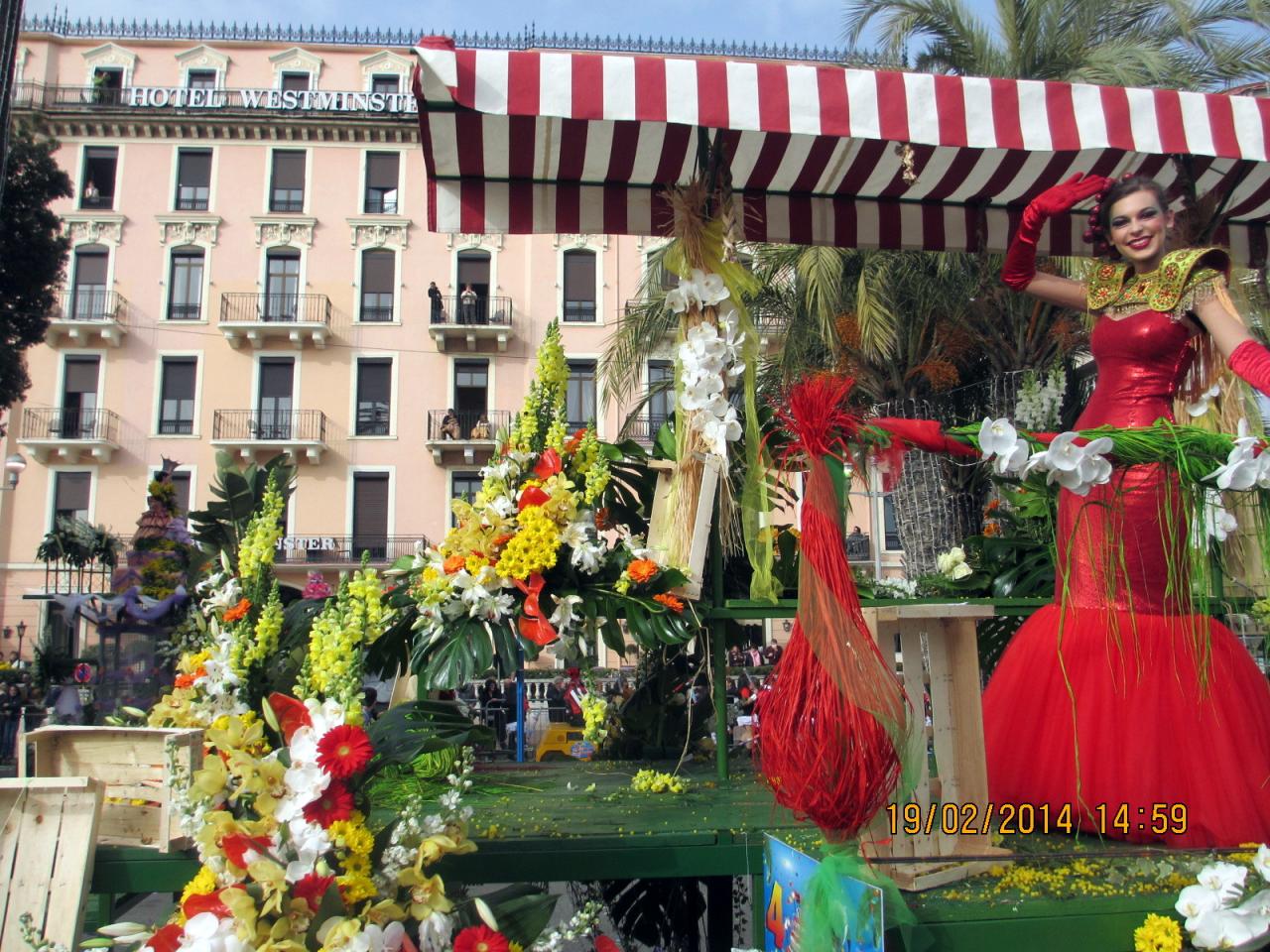 Bataille de fleurs à Nice 2014 (40)