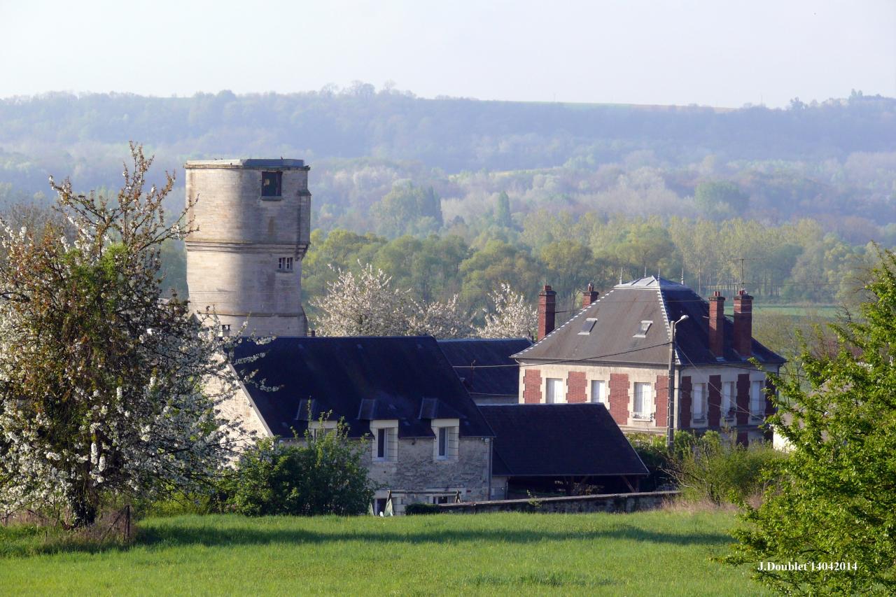 Bucy le long 14 avril 2014 (Tour de l'ancien Château)