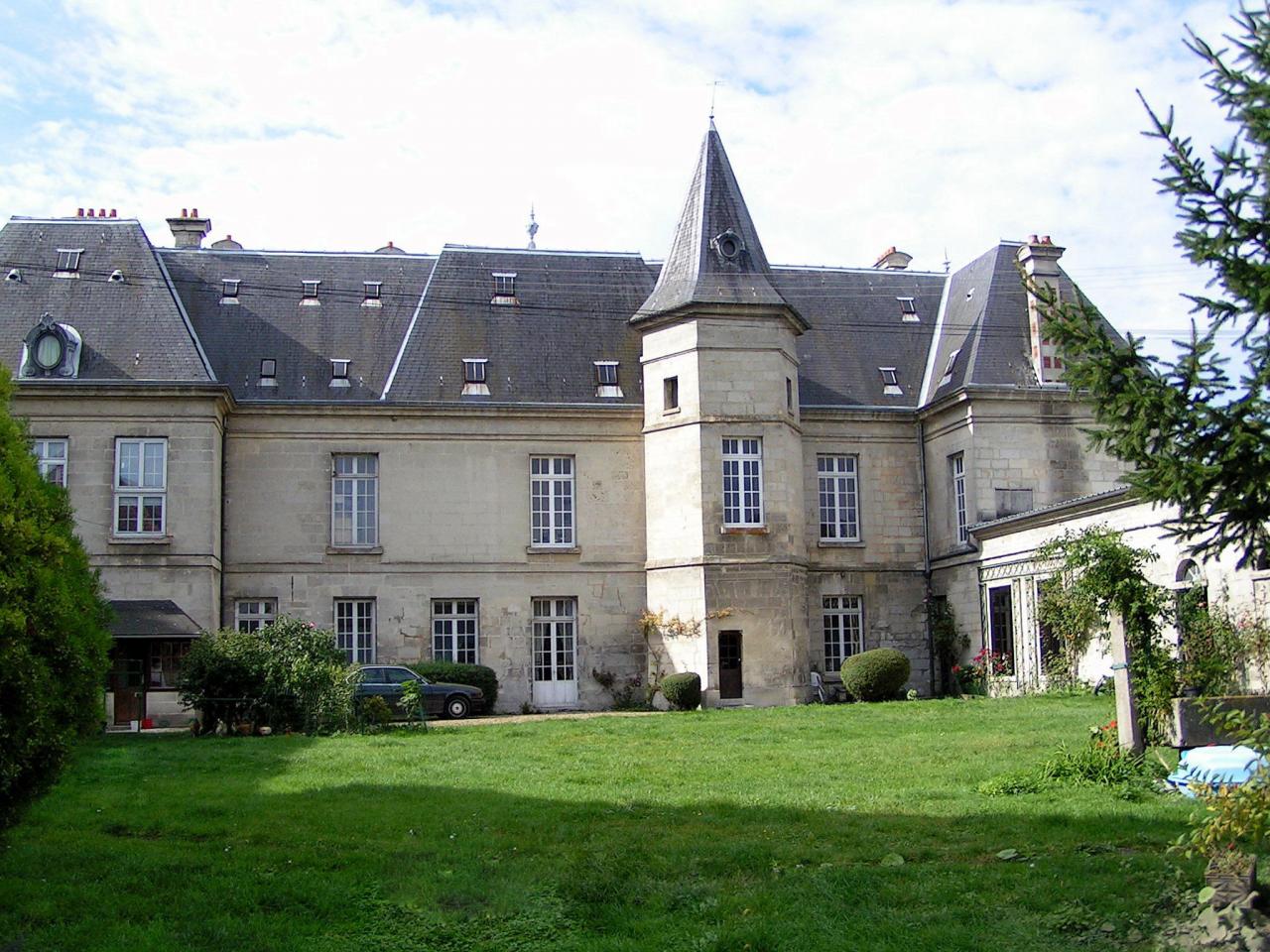 Château le Vaux Fourché (1)