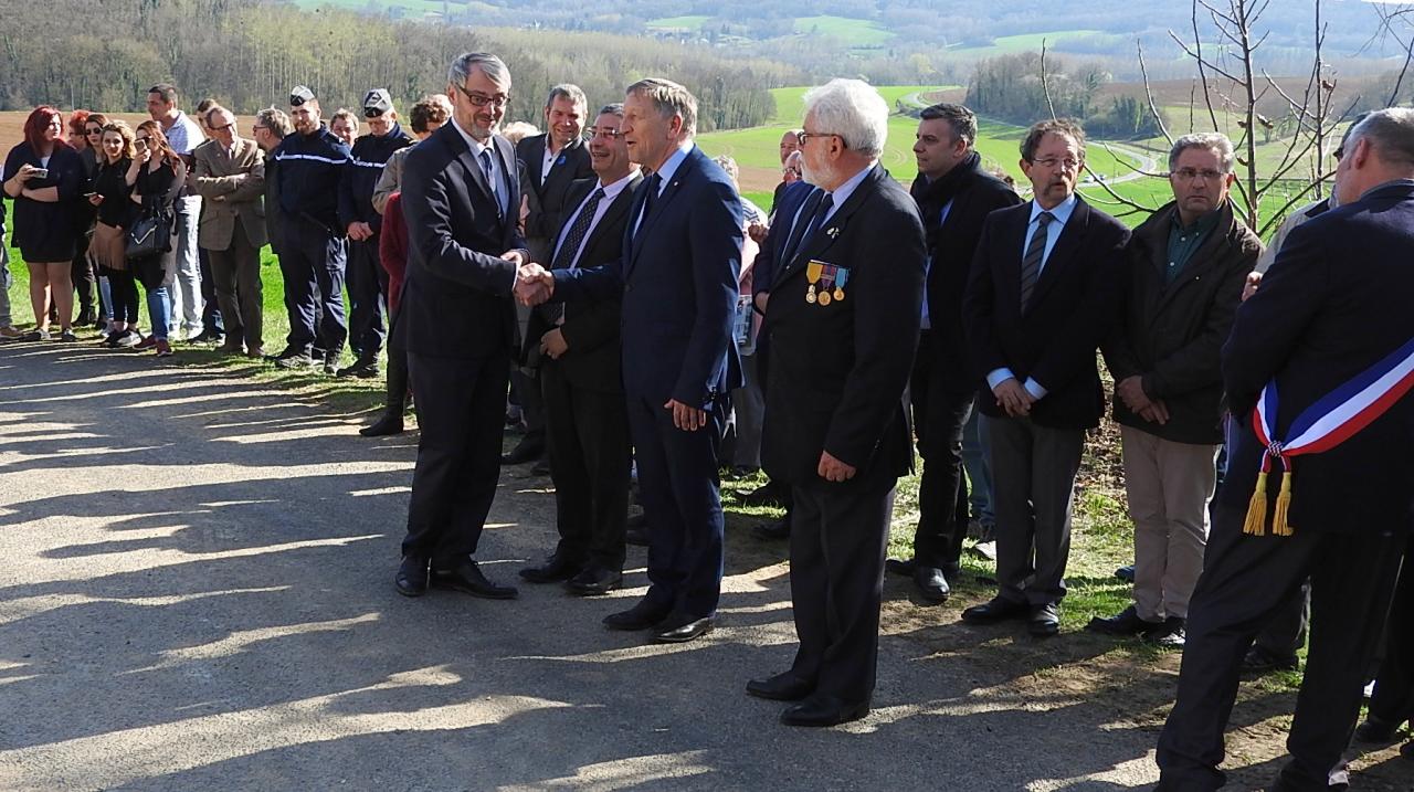 Commémoration au monument des aviateurs à Ostel 25032017 (12)