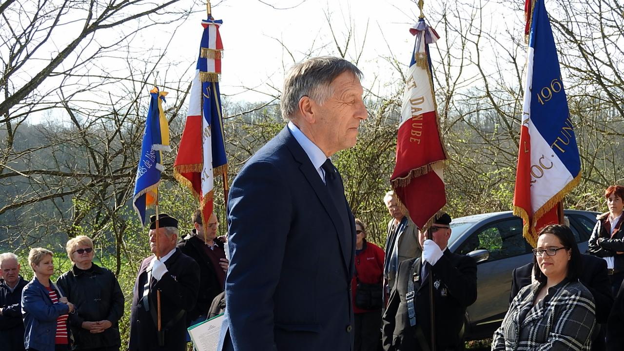 Commémoration au monument des aviateurs à Ostel 25032017 (25)