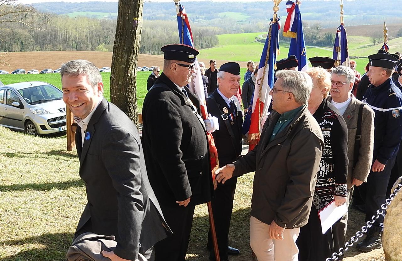 Commémoration au monument des aviateurs à Ostel 25032017 (40)