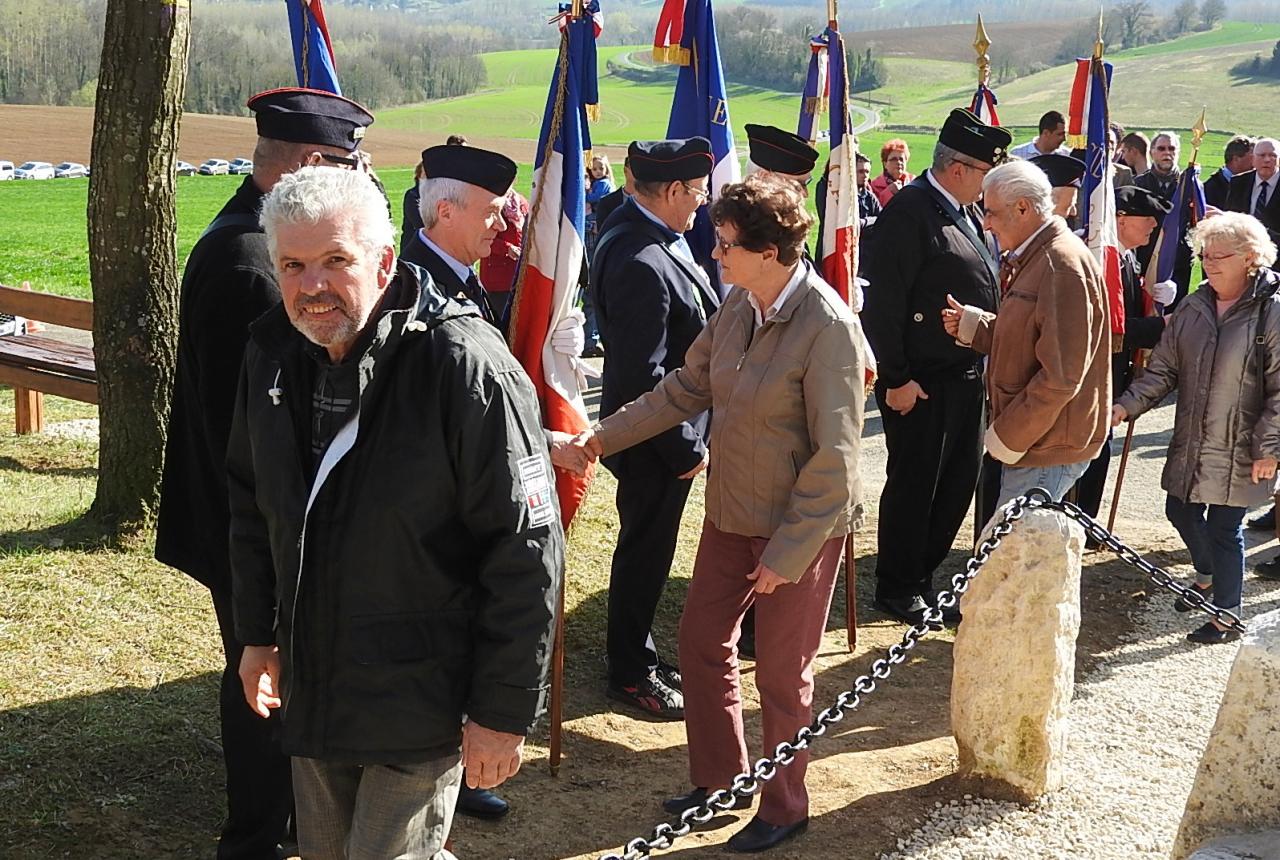 Commémoration au monument des aviateurs à Ostel 25032017 (42)