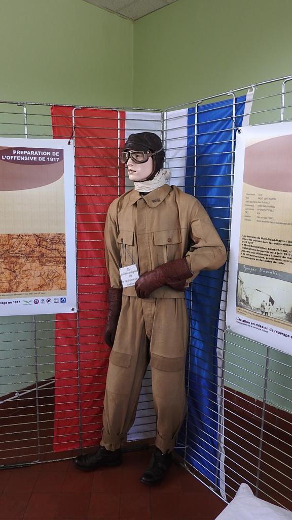 Commémoration au monument des aviateurs à Ostel 25032017 (47)