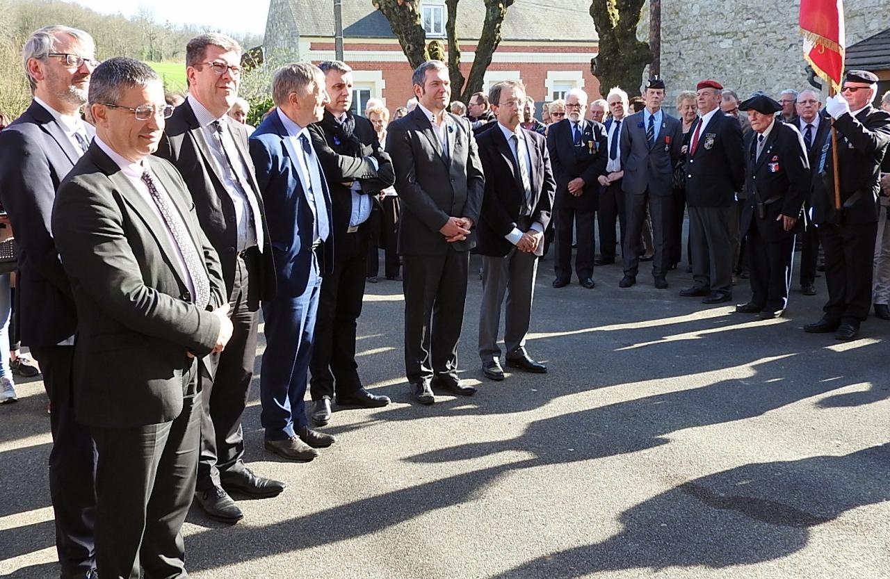 Commémoration au monument des aviateurs à Ostel 25032017 (58)