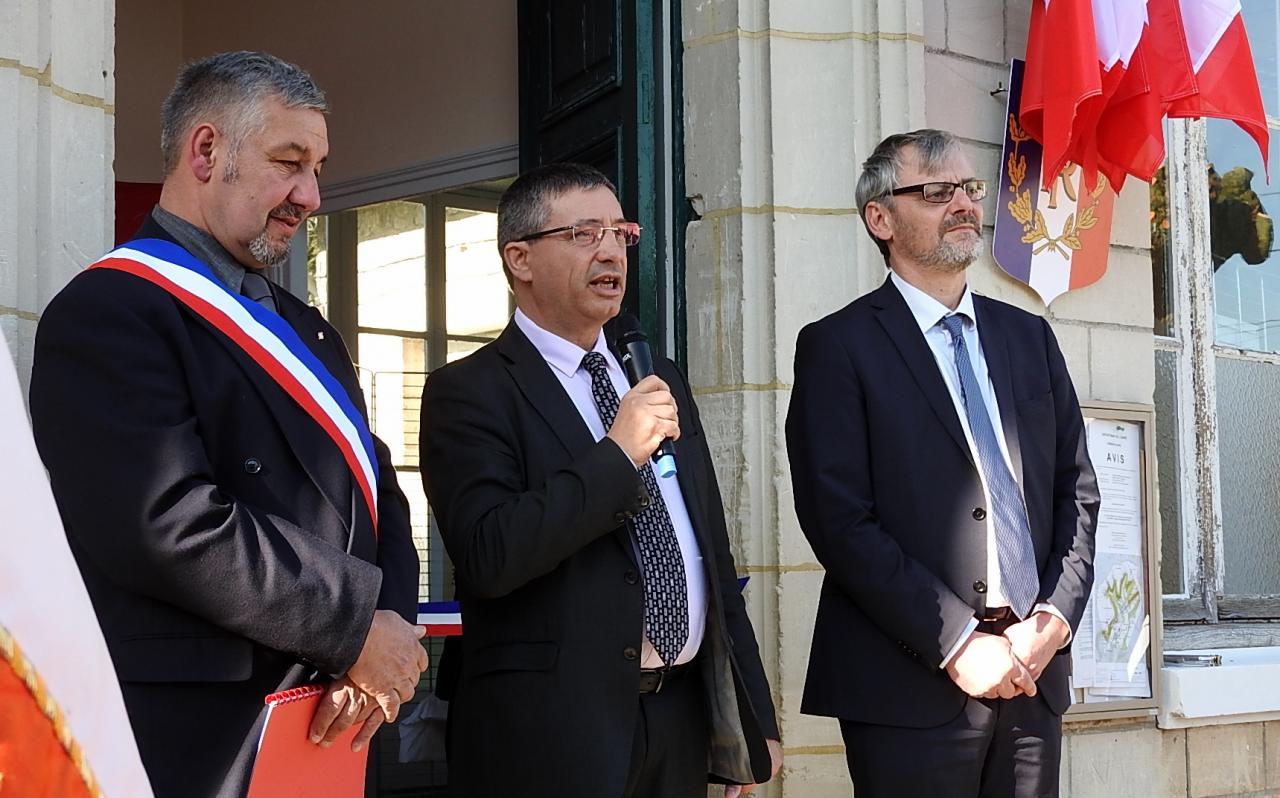 Commémoration au monument des aviateurs à Ostel 25032017 (60)