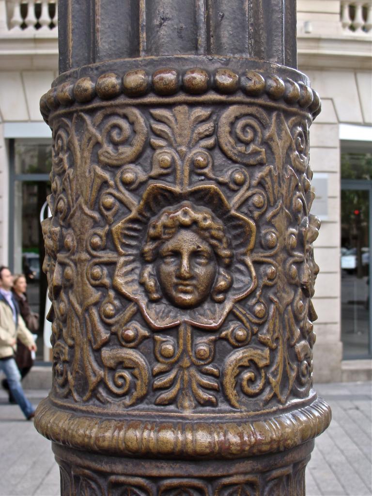 Detail luminaire Champs Elysées