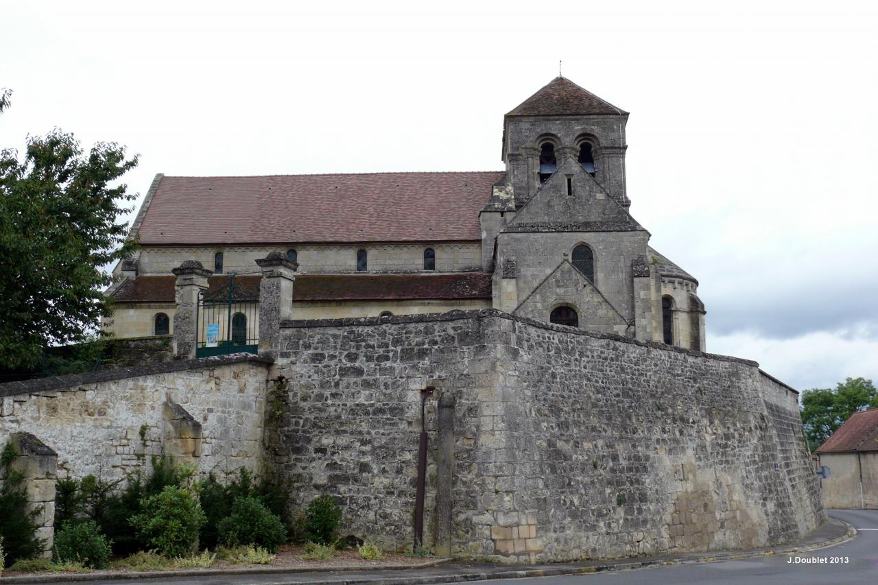 Eglise Saint-Léger de Pernant (1)