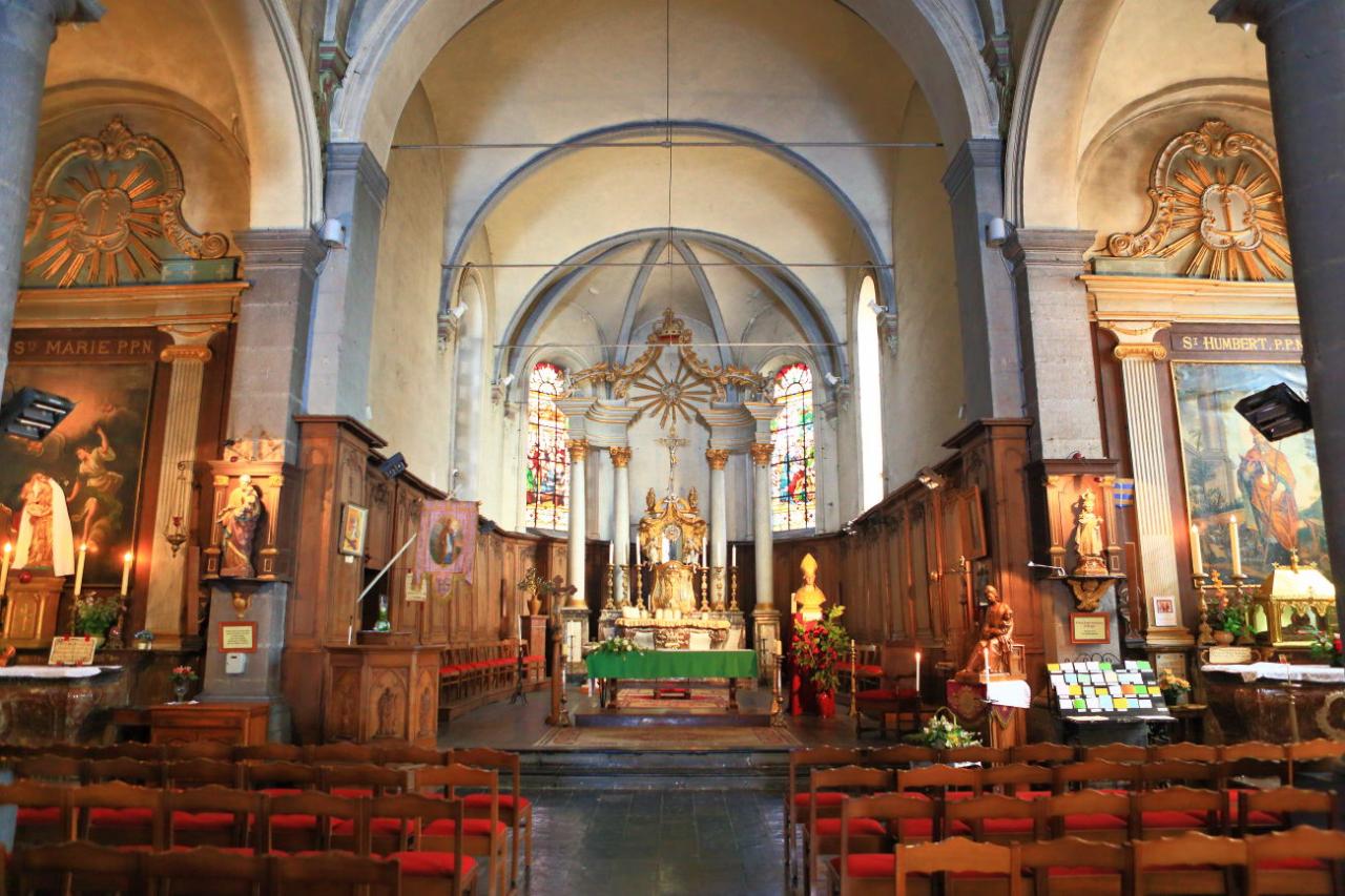 Eglise Ste-Marie de Maroilles dédiée à St-Humbert. (3)