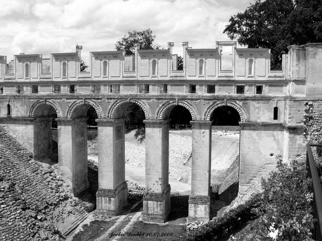 Fère-en-Tardenois (Château) 10072008 (13)