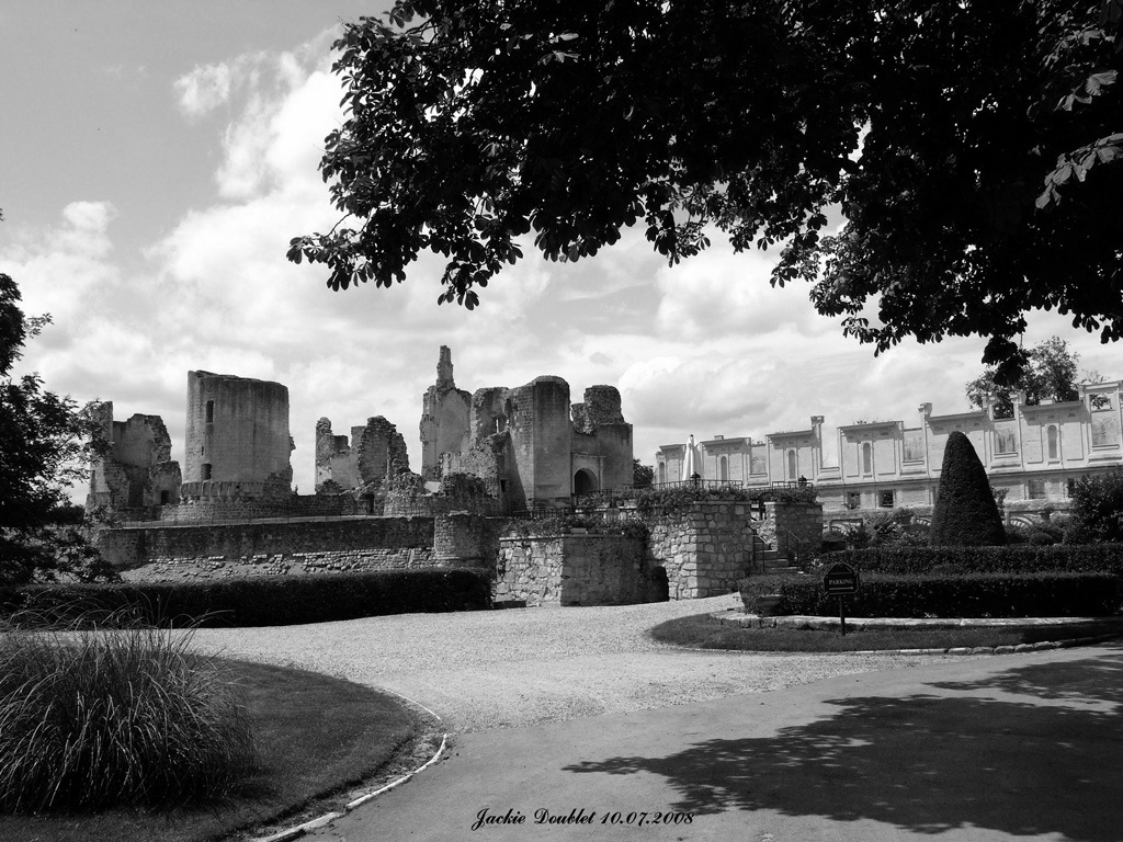 Fère-en-Tardenois (Château) 10072008 (3)