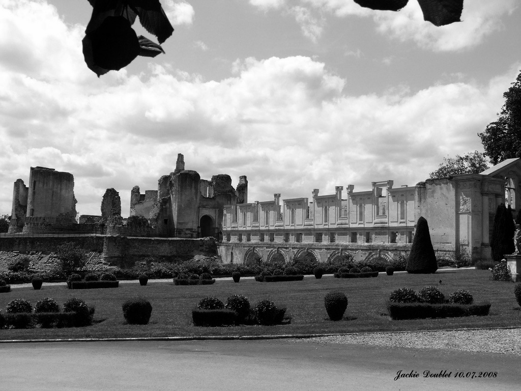 Fère-en-Tardenois (Château) 10072008 (49)