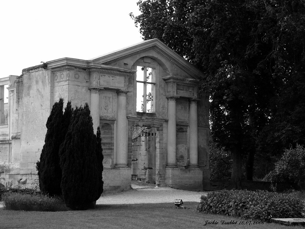 Fère-en-Tardenois (Château) 10072008 (53)