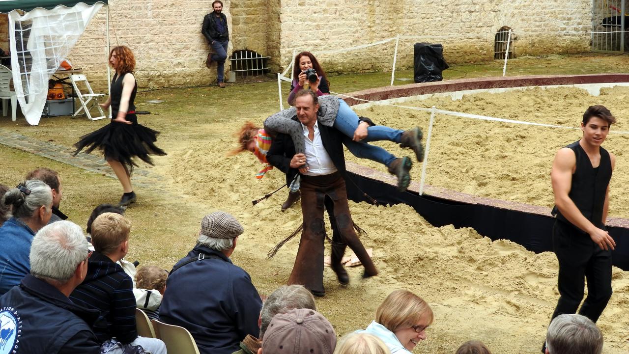 Fort de Condé spectacle équestre  (55)