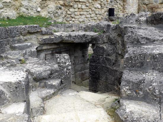 Château fort de Coucy le Château Aufrique