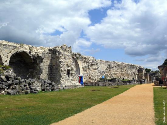 Château fort de Coucy le Châateu