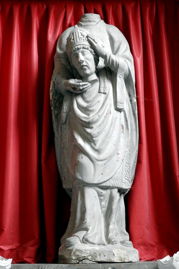 Intérieur de l'église St Denis (9)