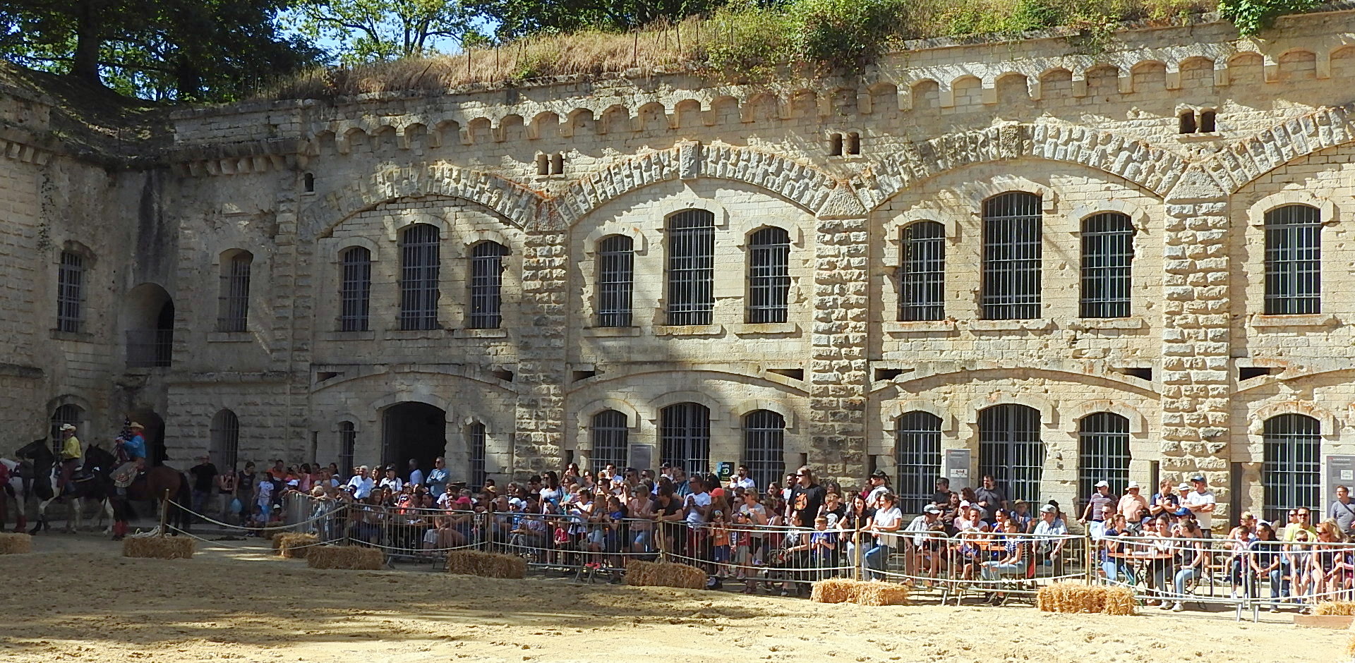 Journée du cheval 09092018 Fort de Condé (13)