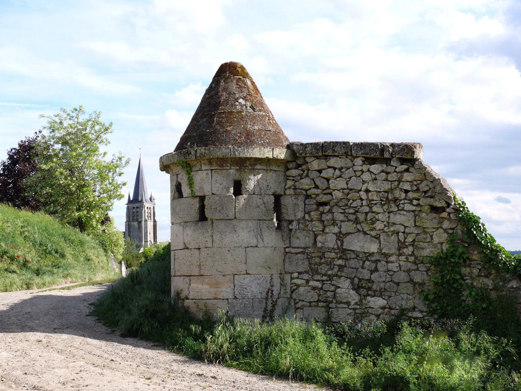 La tour des Cahiers (2)