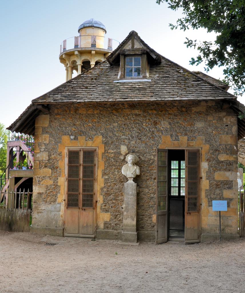 Laiterie au Hameau de la Reine .Façade