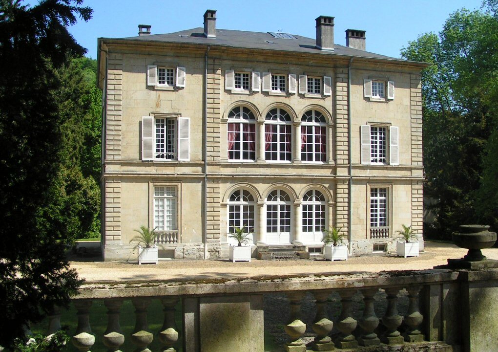 Le Château (2)