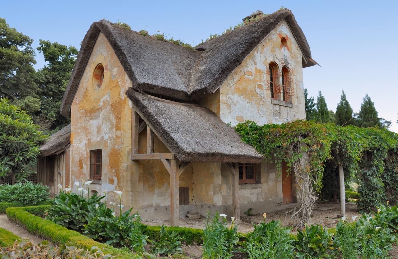 Maison du garde au hameau de la Reine (1)