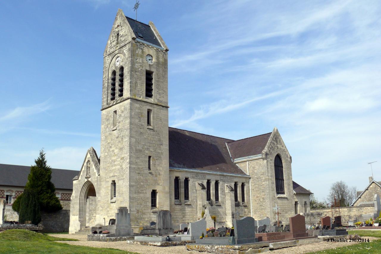 Monampteuil, le village et son église (11)