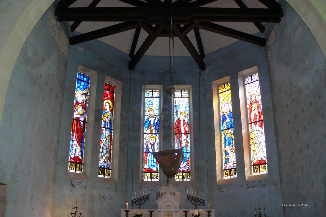 Monampteuil, le village et son église (16)