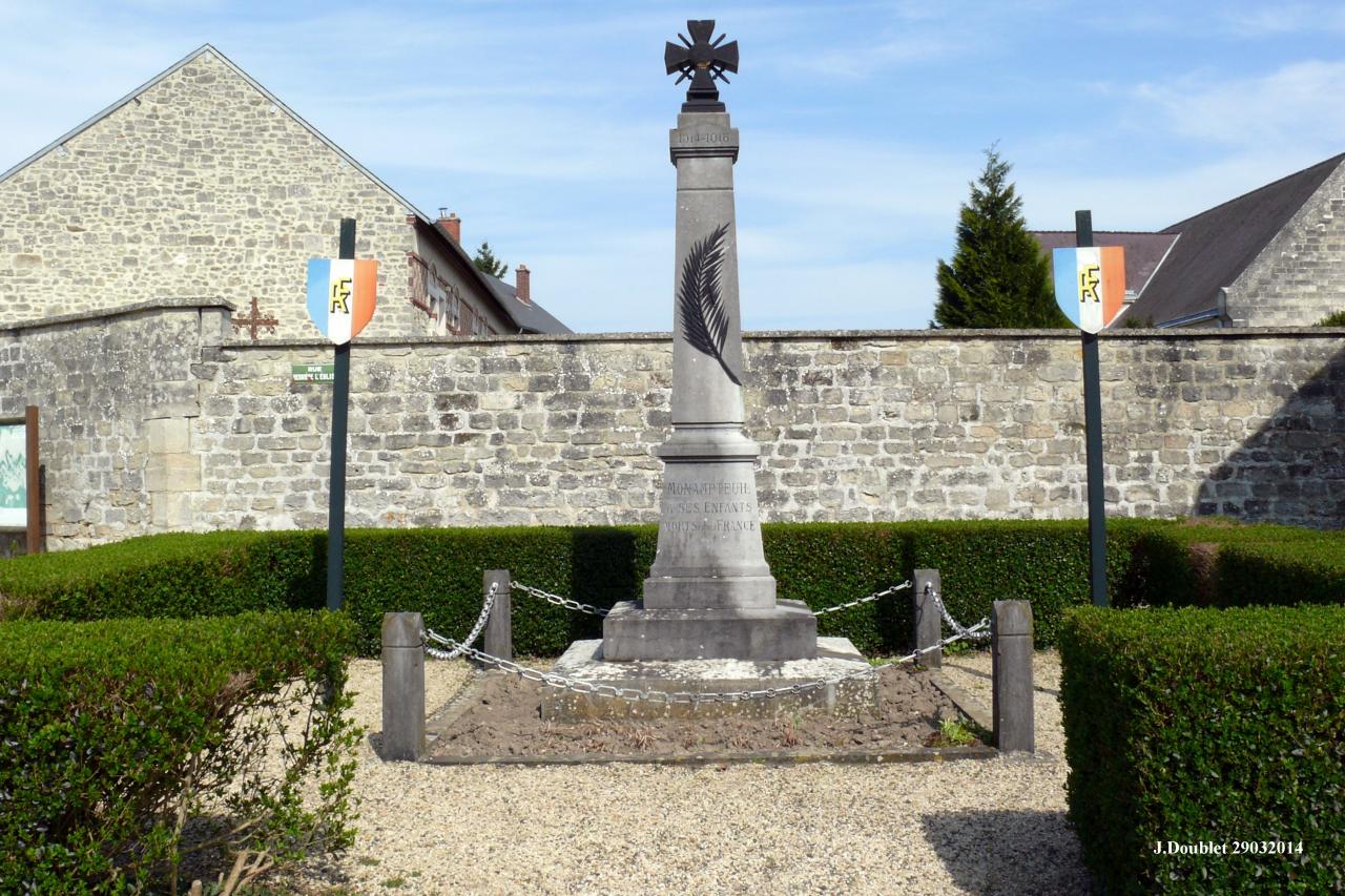 Monampteuil, le village et son église (2)
