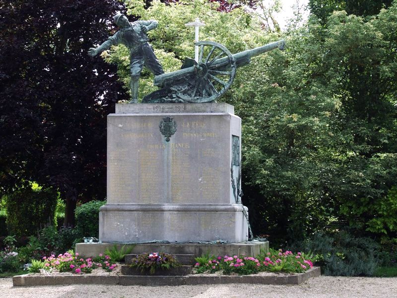 Monument aux morts.111111