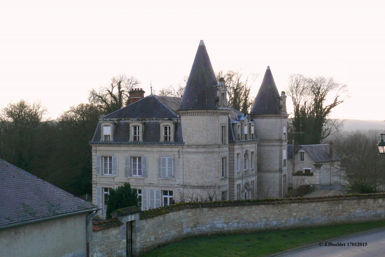 Château de Verneuil (02)