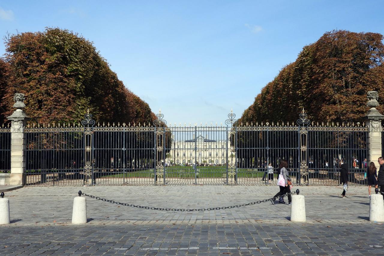 Paris Château et jardin du Luxembourg (1)