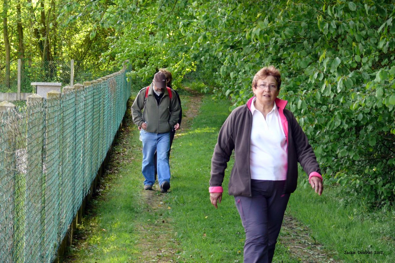 Randonnée intercommunale du val de l'aisne 13 mai 2012 (19)