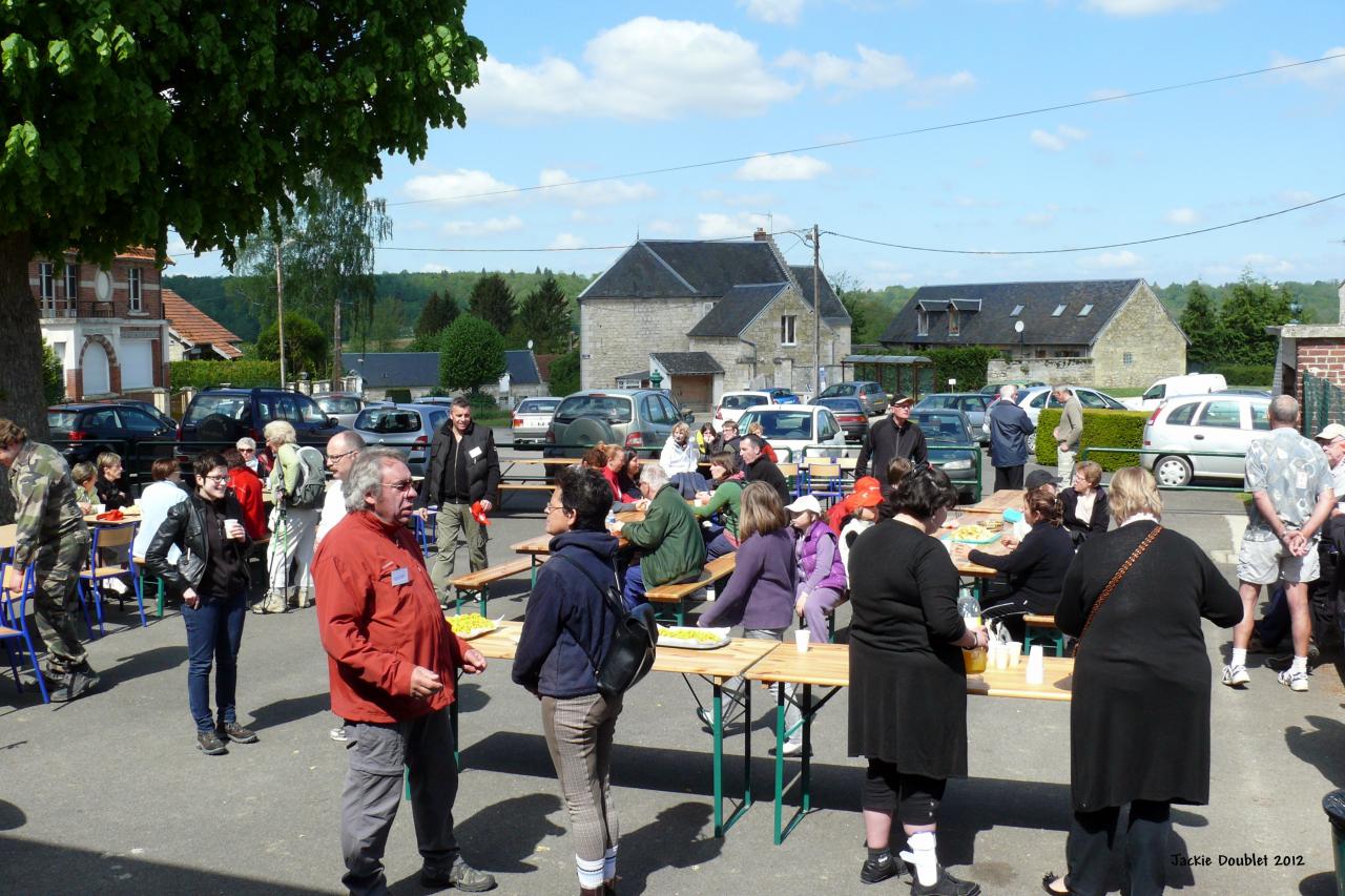 Randonnée intercommunale du val de l'aisne 13 mai 2012 (22)