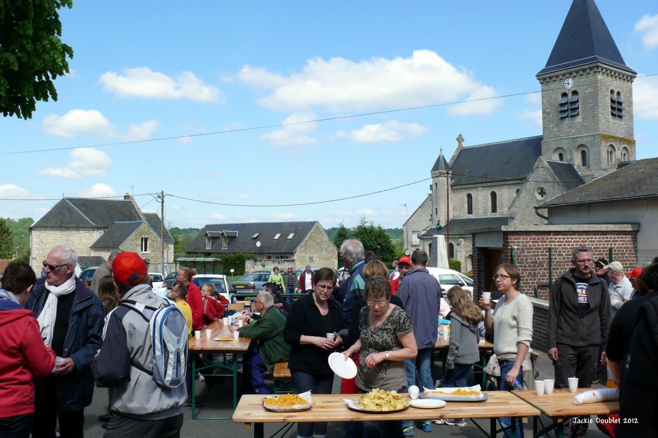 Randonnée intercommunale du val de l'aisne 13 mai 2012 (25)