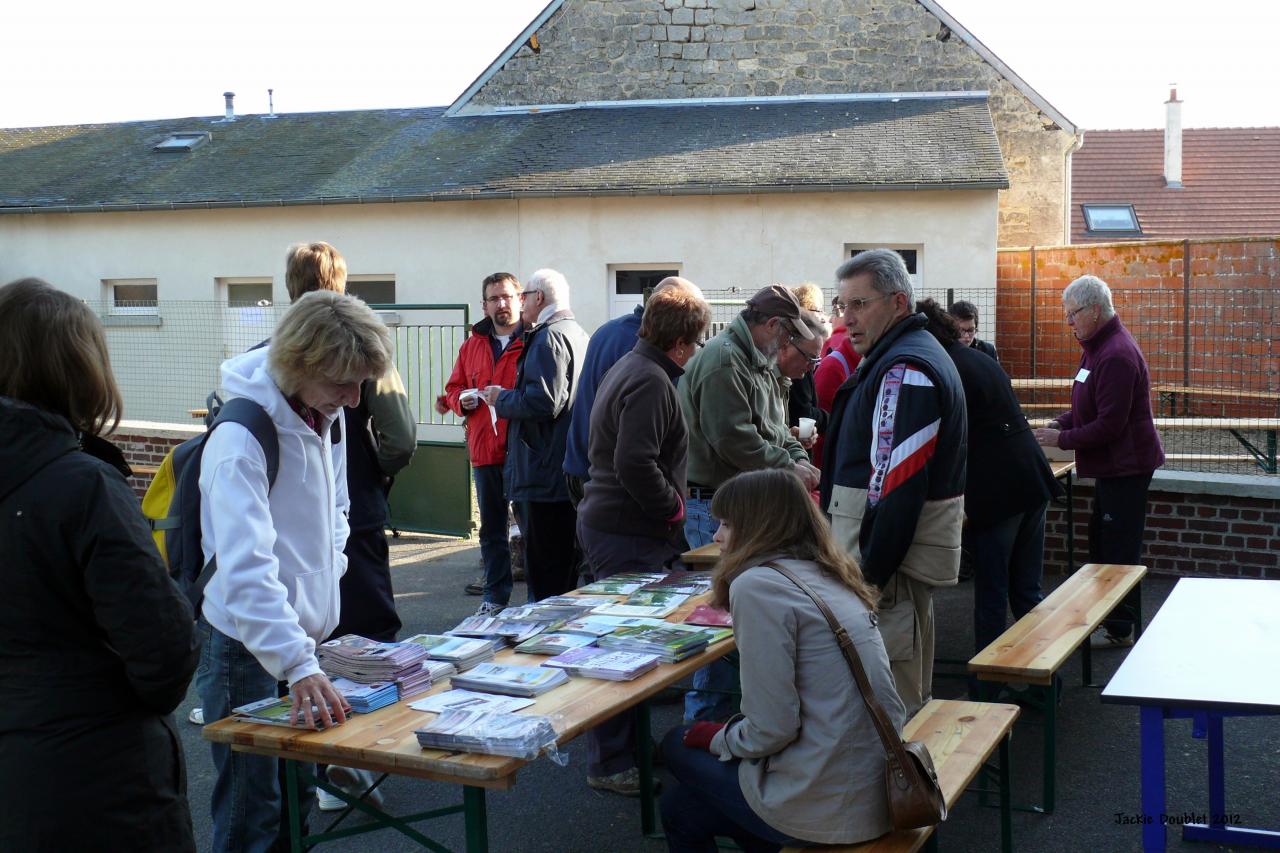 Randonnée intercommunale du val de l'aisne 13 mai 2012 (3)