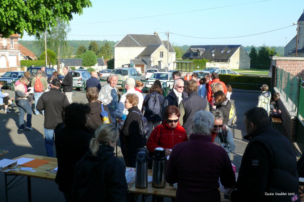 Randonnée intercommunale du val de l'aisne 13 mai 2012 (4)