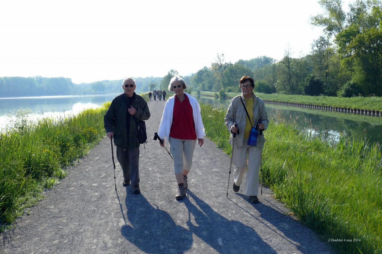 Randonnée intercommunale du val de l'Aisne Monampteuil (18)
