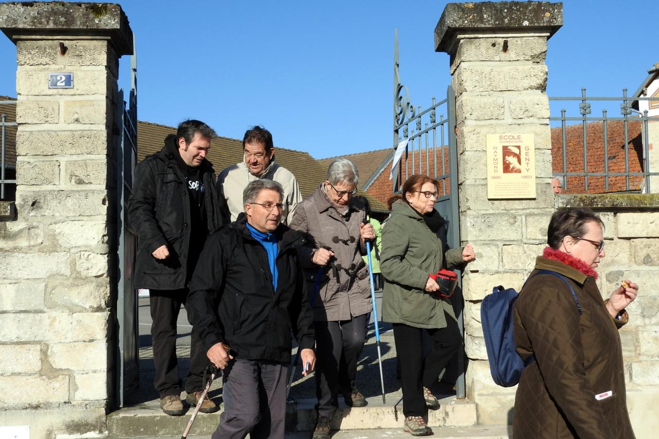 Randonnée intercommunale Vailly 01052016 (16)