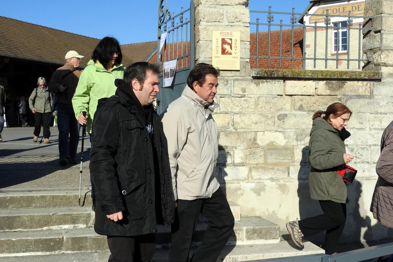 Randonnée intercommunale Vailly 01052016 (17)