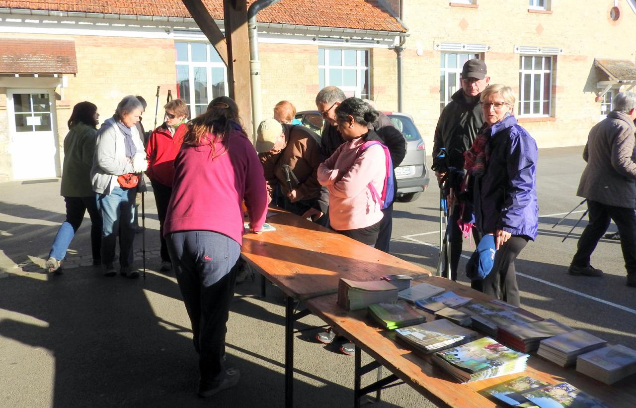 Randonnée intercommunale Vailly 01052016 (7)