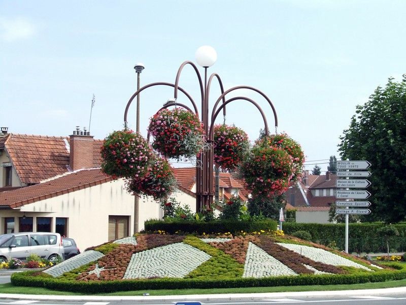 Rond point rue Pierre Semard