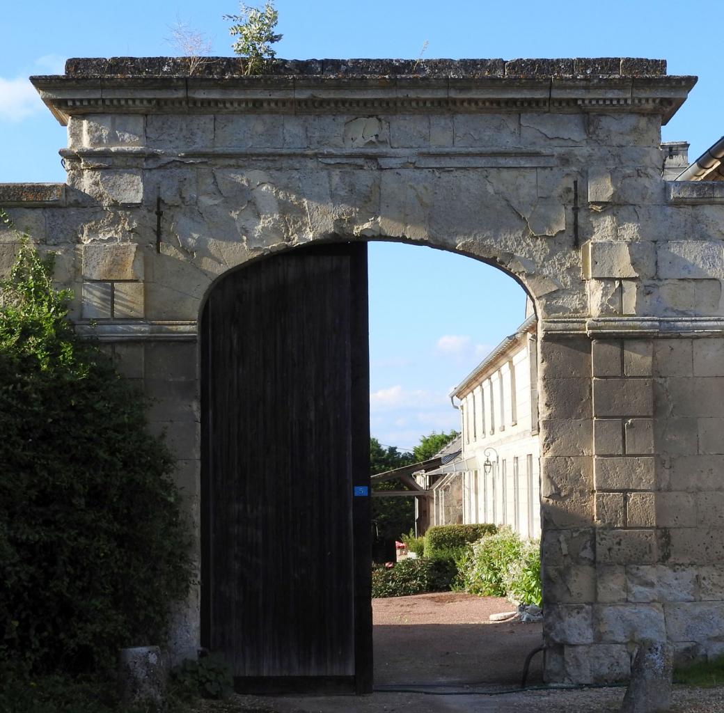 Serches et sa chapelle  (1)