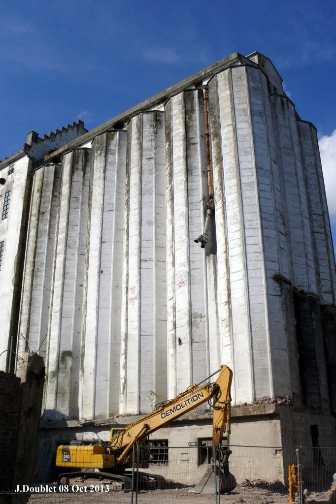 Soissons Silo démolition 2013 (28)