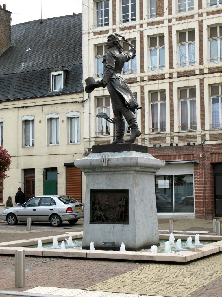 Statue de Camille Desmoulins