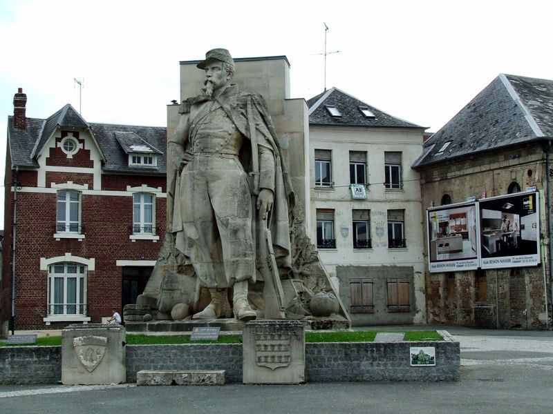 Statue de l'Artilleur depuis 19742